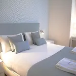 Feels Like Home Augusta\'s Arch Design Apartment